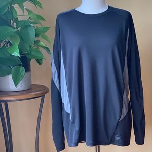 REI Long sleeve tshirt layer Large